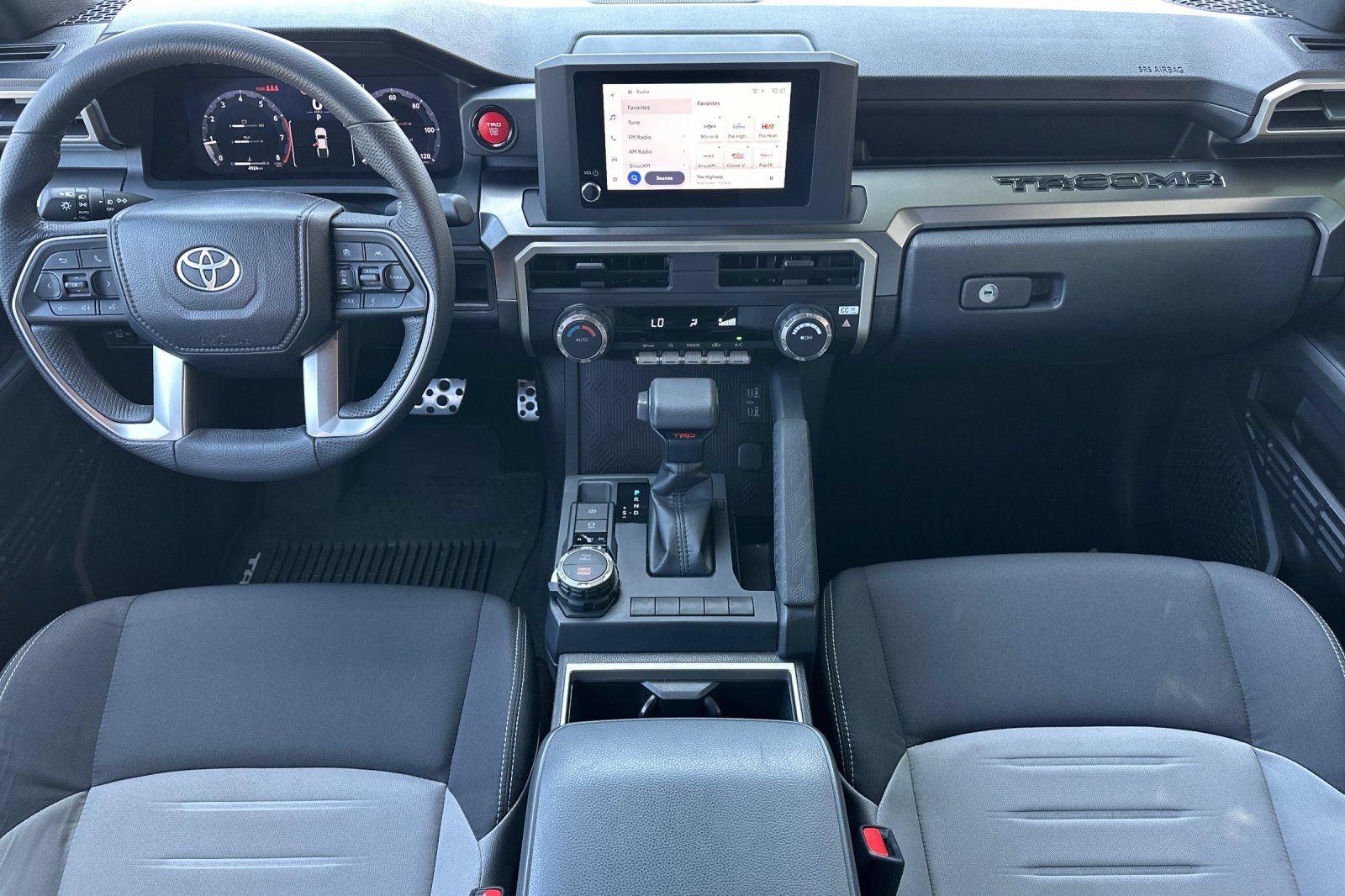 Used 2025 Toyota Tacoma TRD Sport AWD/4WD image 13