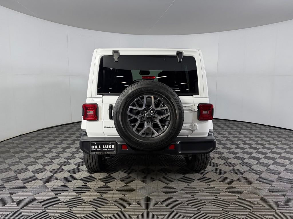 Certified 2026 Jeep Wrangler Unlimited Sahara AWD/4WD image 7