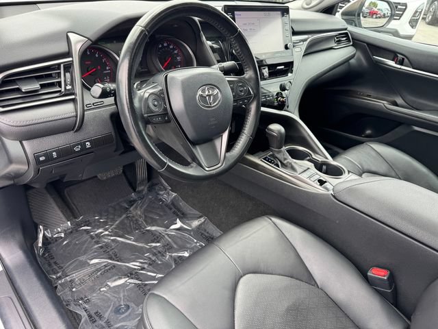 Used 2022 Toyota Camry XSE FWD image 15