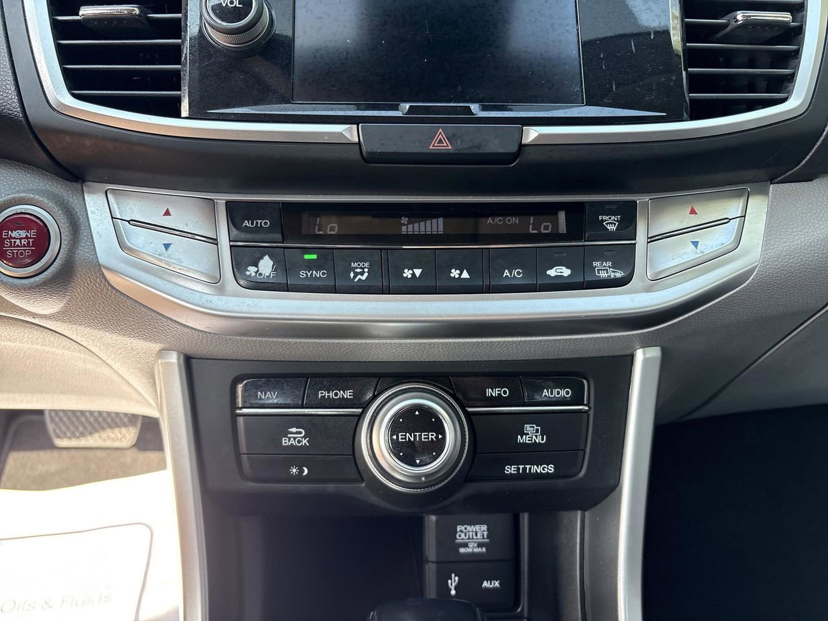 Used 2015 Honda Accord EX-L image 29