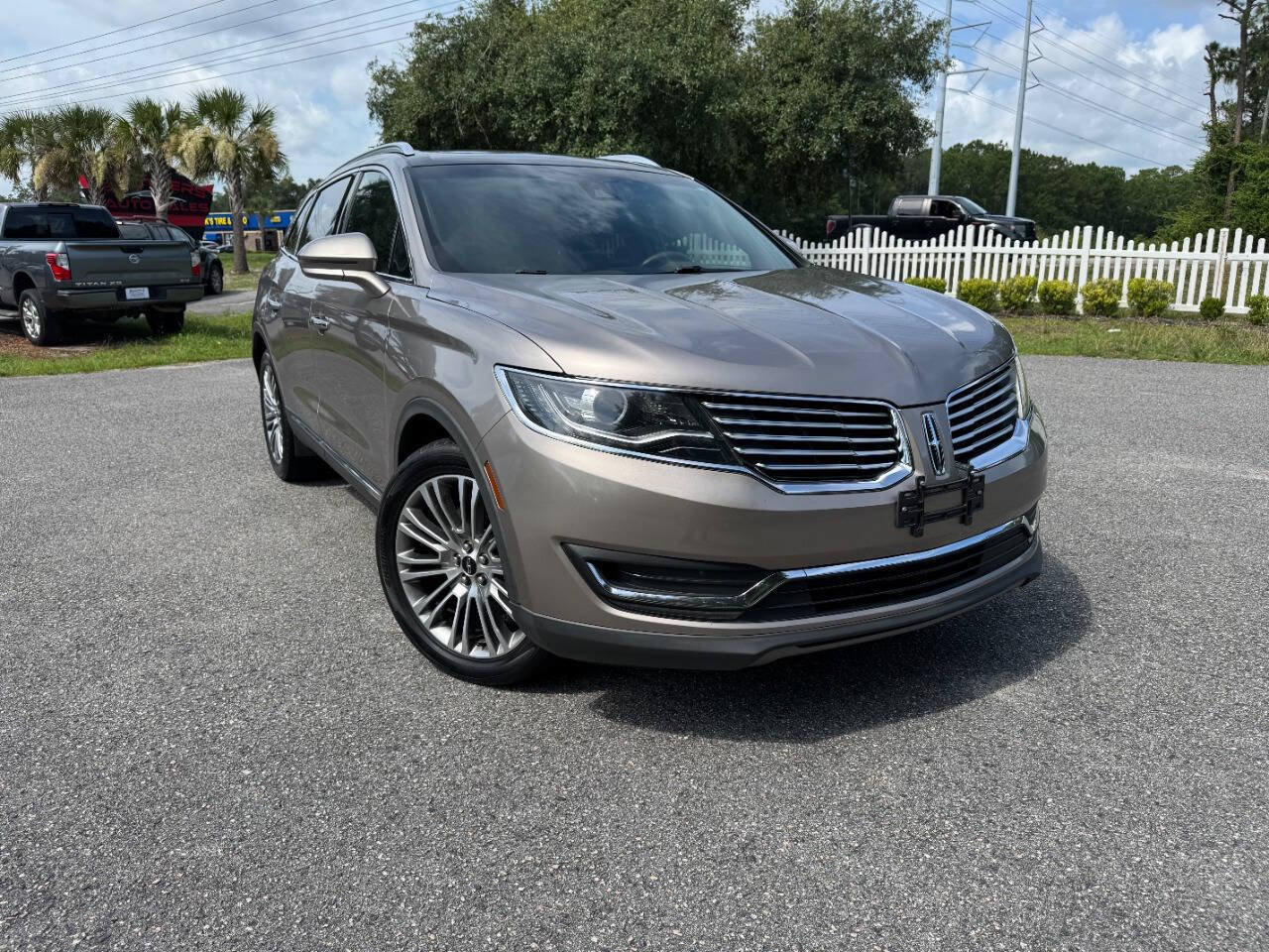 Used 2018 Lincoln MKX Reserve w/ Lincoln MKX Climate Package FWD image 37
