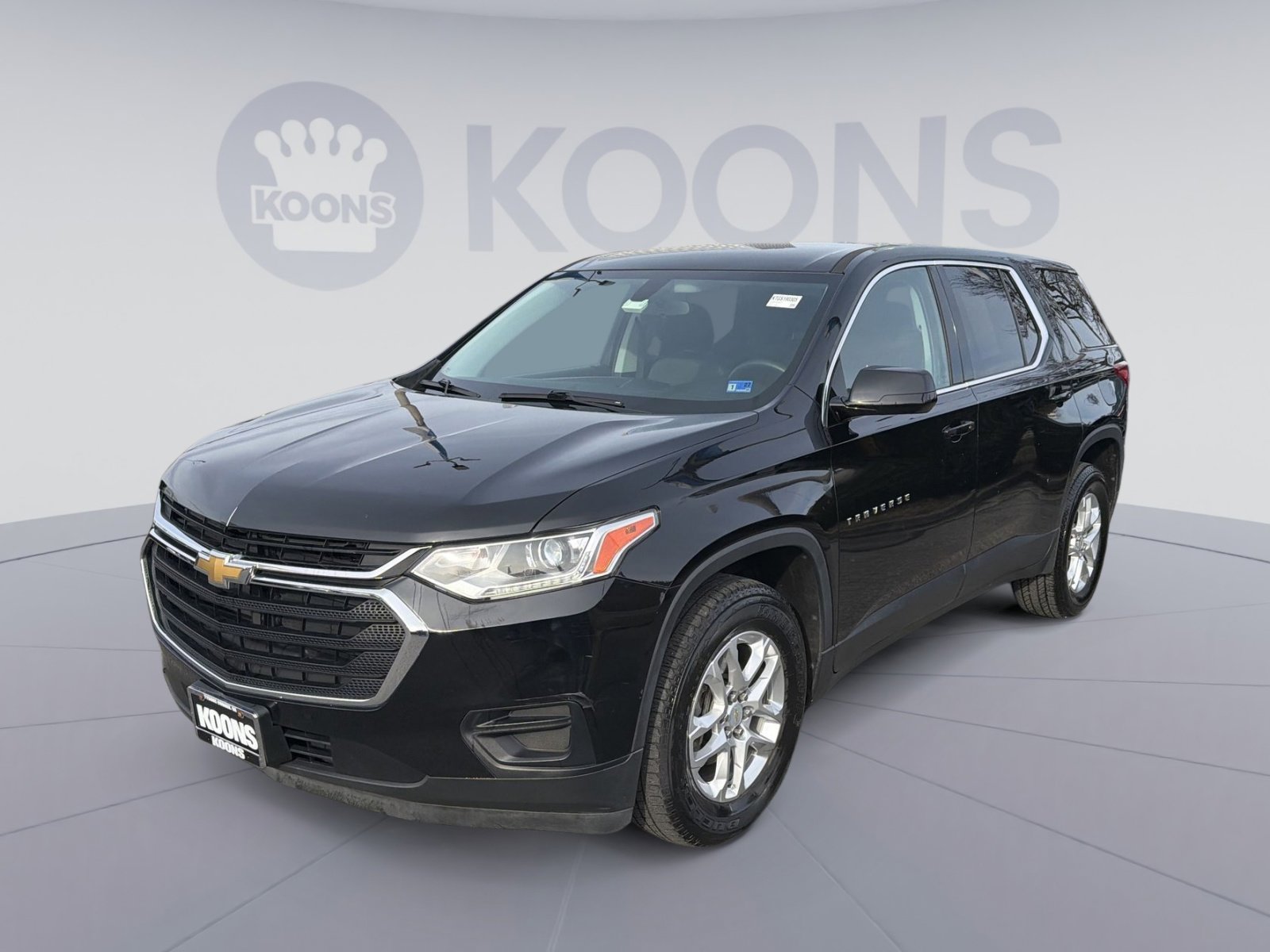 Used 2019 Chevrolet Traverse LS image 1