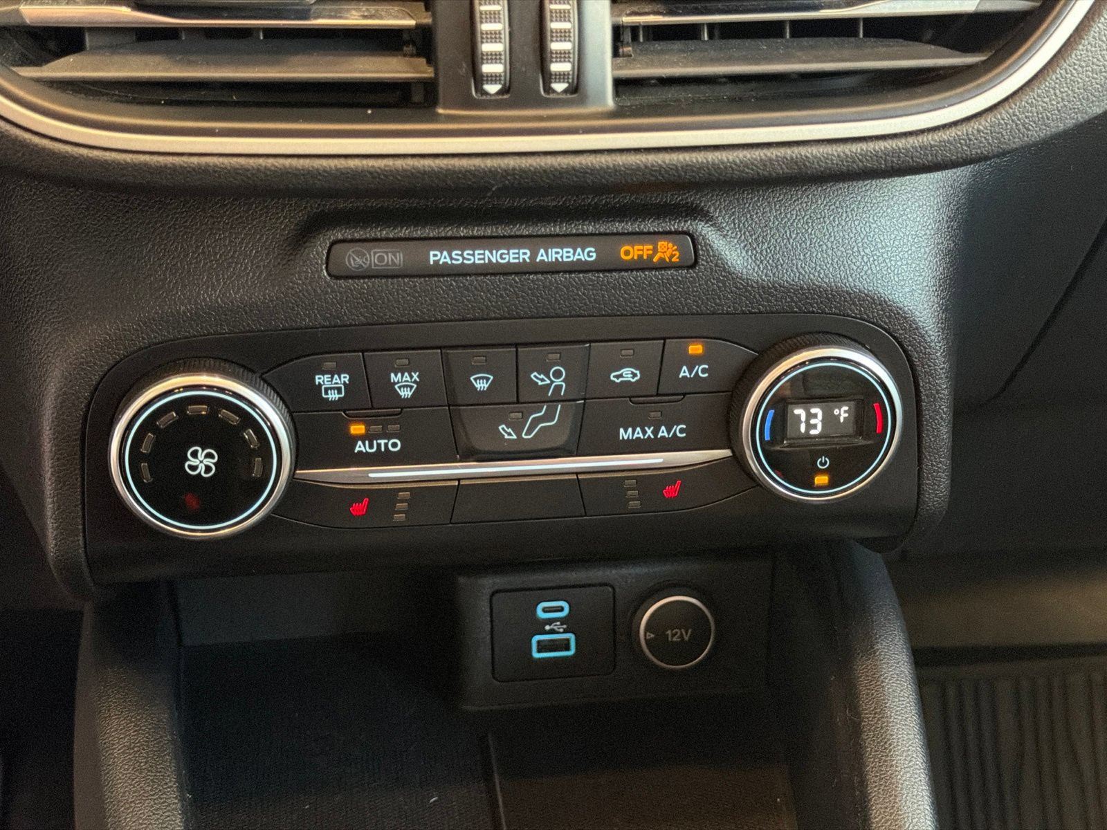 Used 2020 Ford Escape SE Sport FWD image 26