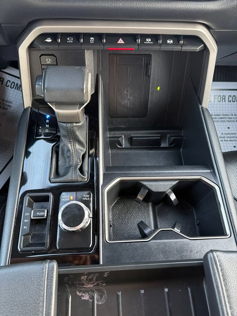 Used 2022 Toyota Tundra Limited AWD/4WD image 32