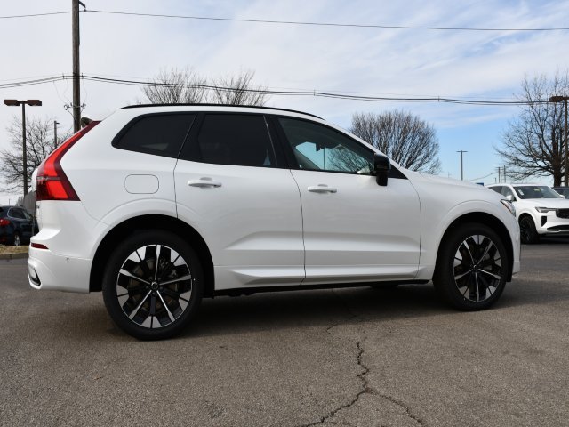 New 2026 Volvo XC60 T8 Plus w/ Protection Package Premier AWD/4WD image 8