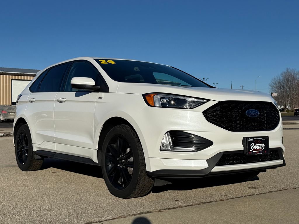 Used 2024 Ford Edge ST-Line AWD/4WD image 3