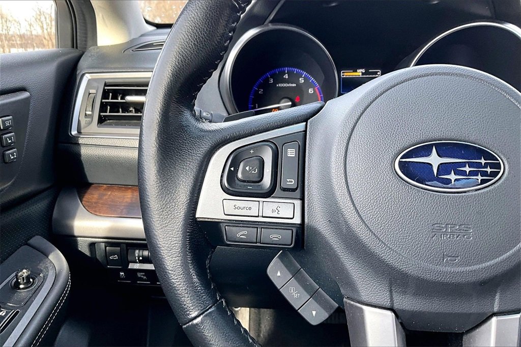 Used 2015 Subaru Outback 2.5i Limited image 16