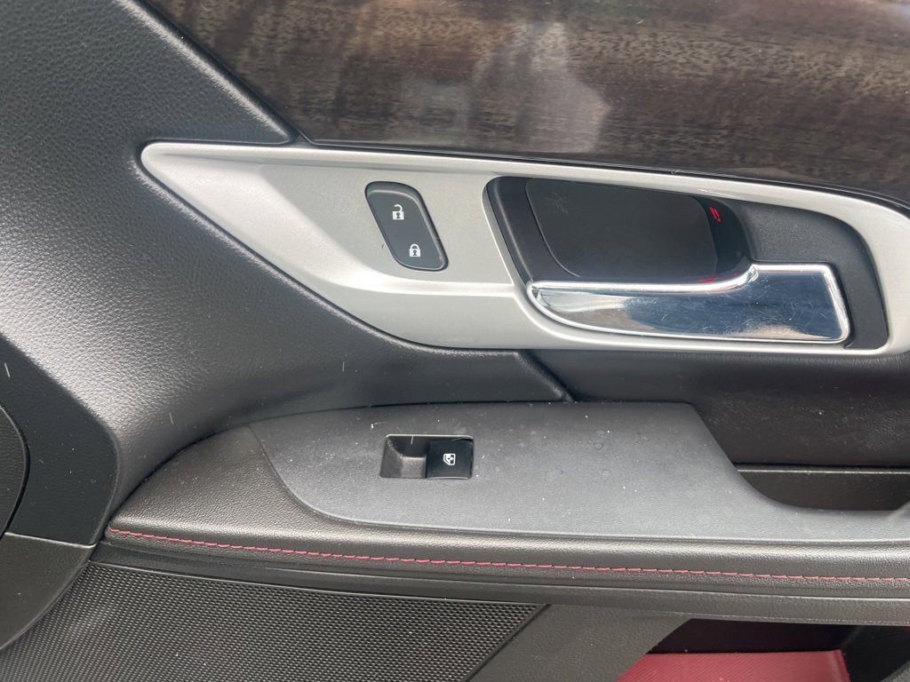 Used 2013 GMC Terrain Denali w/ Cargo Package image 9