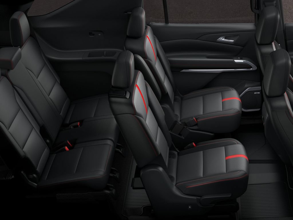 New 2026 Chevrolet Traverse RS w/ LPO, Floor Liner Package FWD image 11