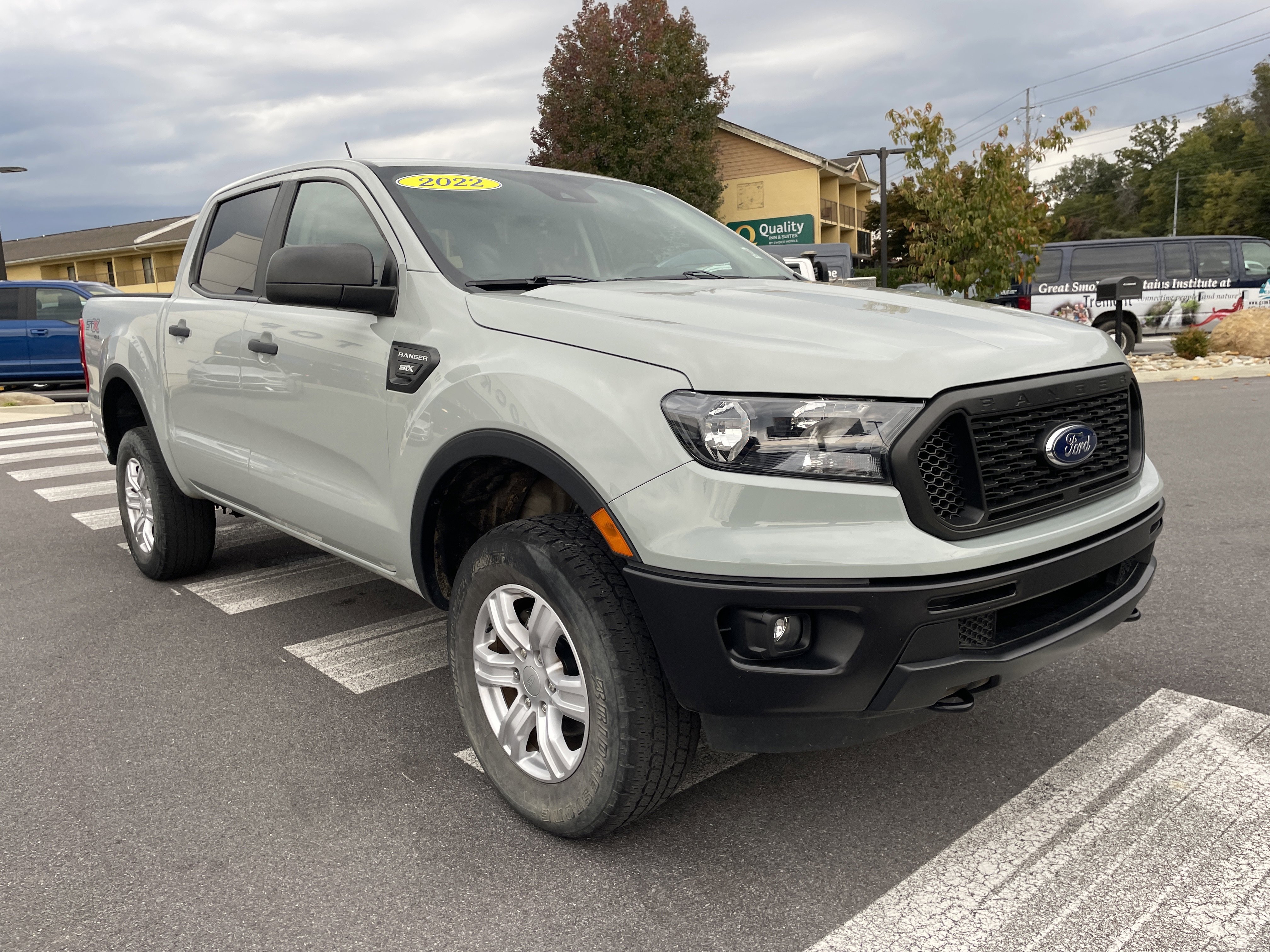 Used 2022 Ford Ranger XL w/ Equipment Group 101A High image 3