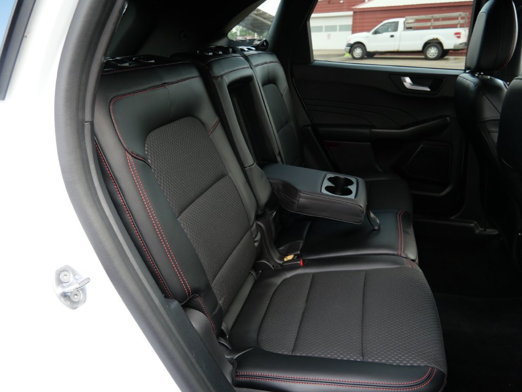 Certified 2023 Ford Escape ST-Line AWD/4WD image 14