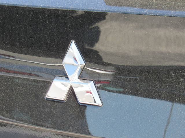 New 2026 Mitsubishi Outlander ES image 12