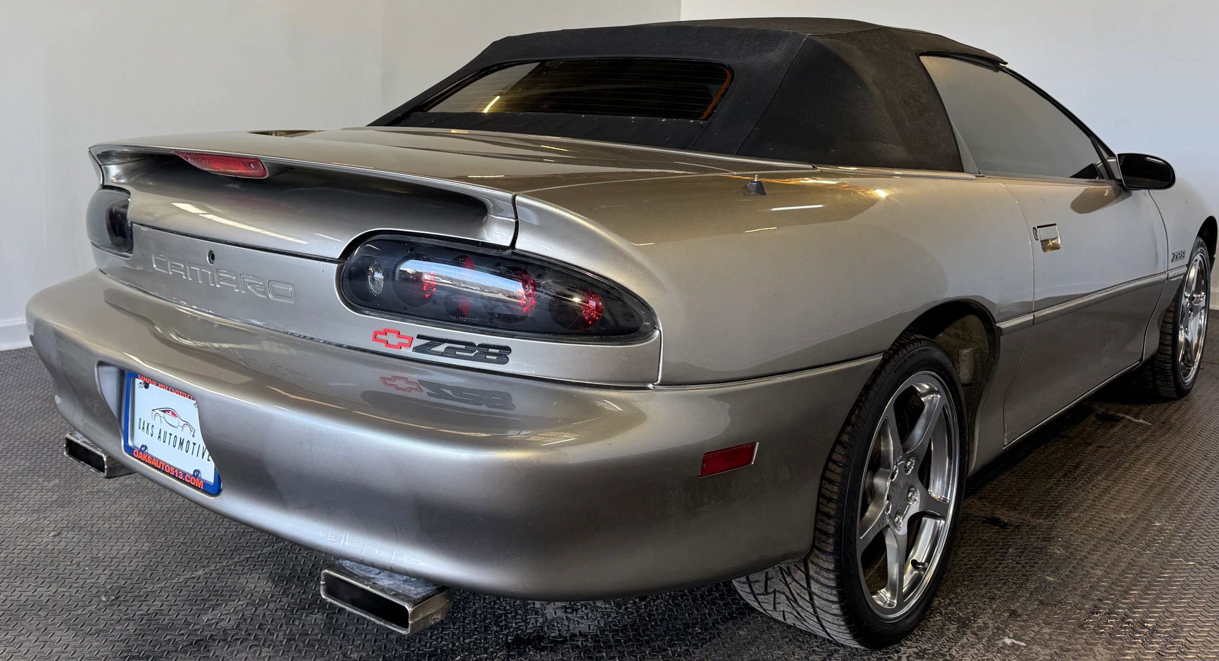 Used 2000 Chevrolet Camaro Z28 image 4