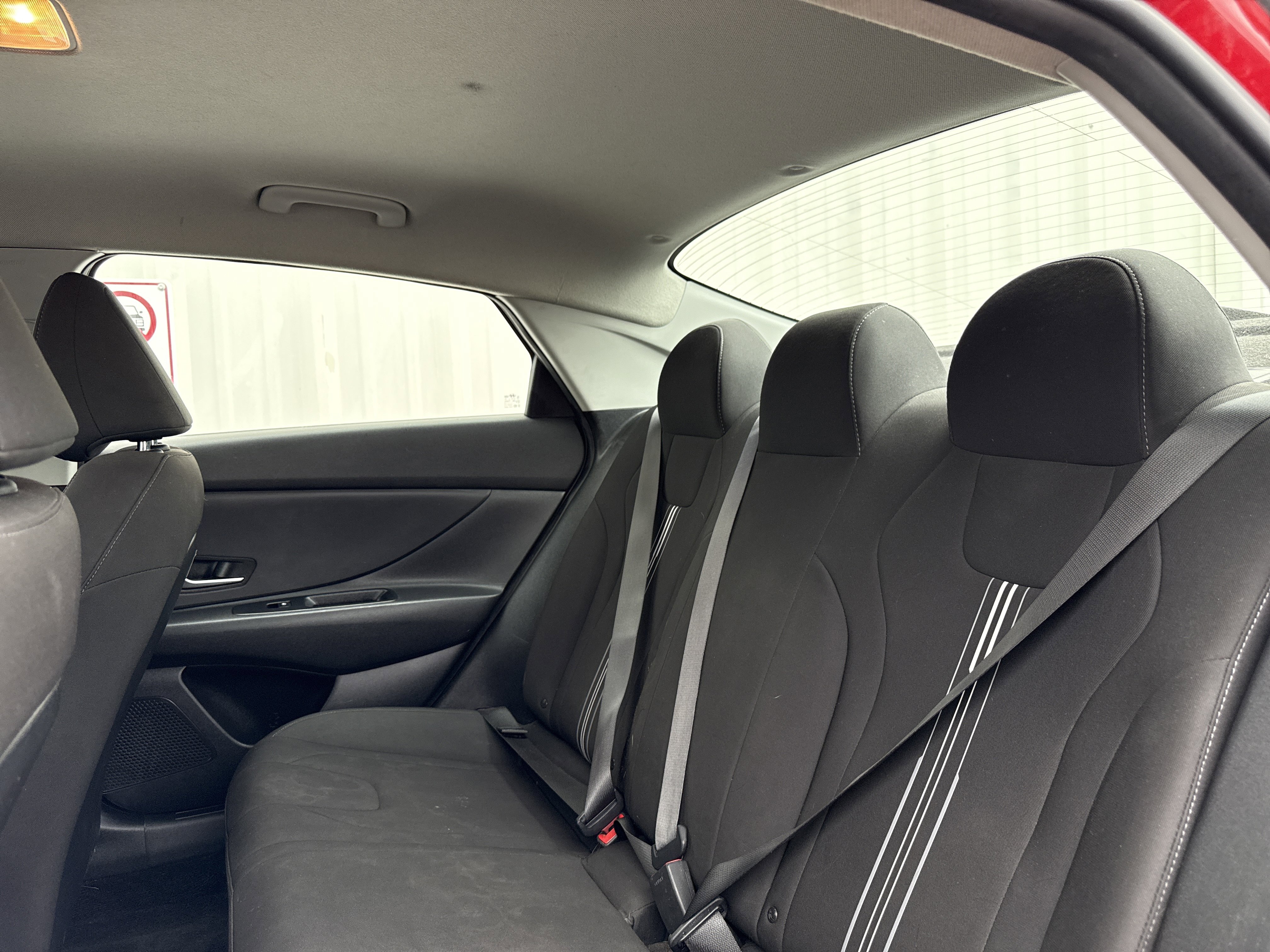 Used 2023 Hyundai Elantra SEL w/ Preferred Accessory Package image 19