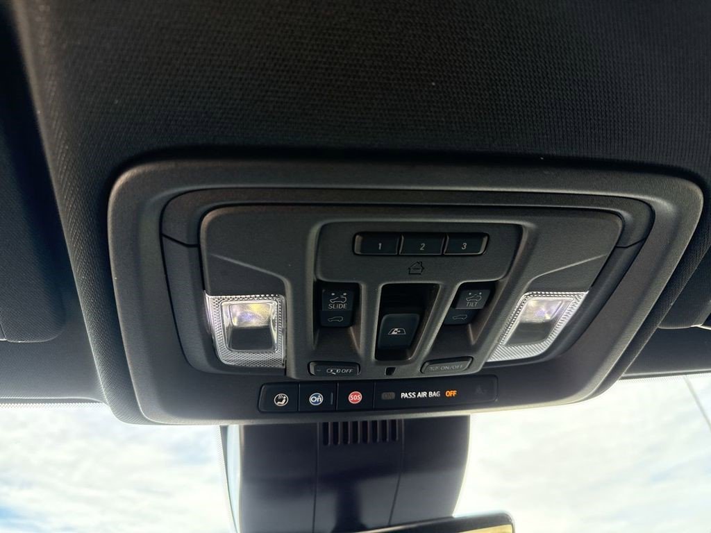 Certified 2024 Chevrolet Silverado 1500 High Country w/ High Country Premium Package image 21