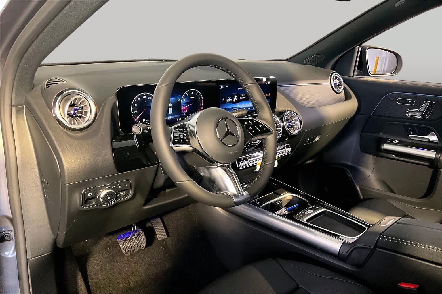 New 2026 Mercedes-Benz GLA 250 4MATIC image 9