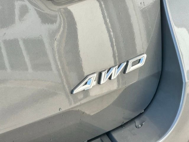 Used 2023 Ford Explorer XLT image 5