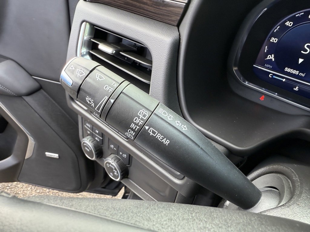 Used 2023 Chevrolet Tahoe LT image 31