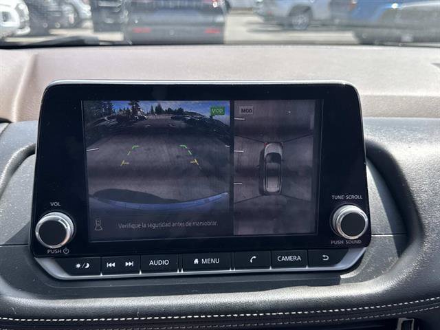 Used 2021 Nissan Rogue SV AWD/4WD image 19