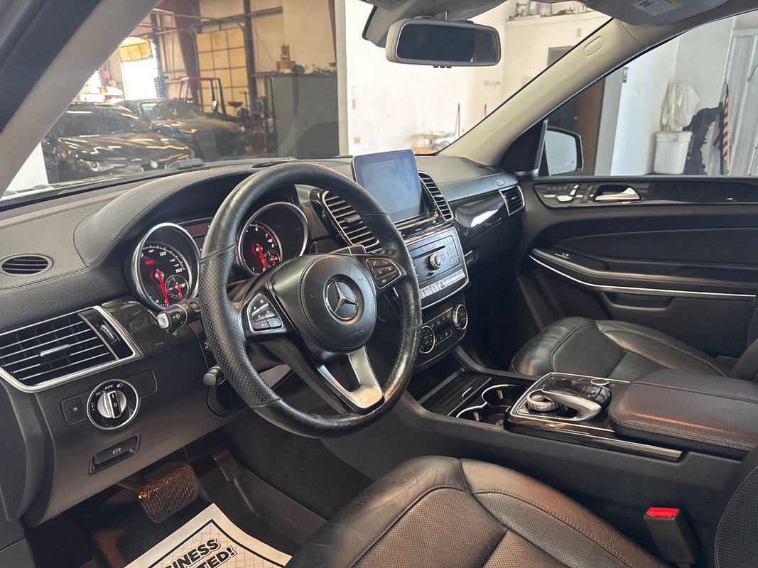 Used 2018 Mercedes-Benz GLS 550 4MATIC image 8