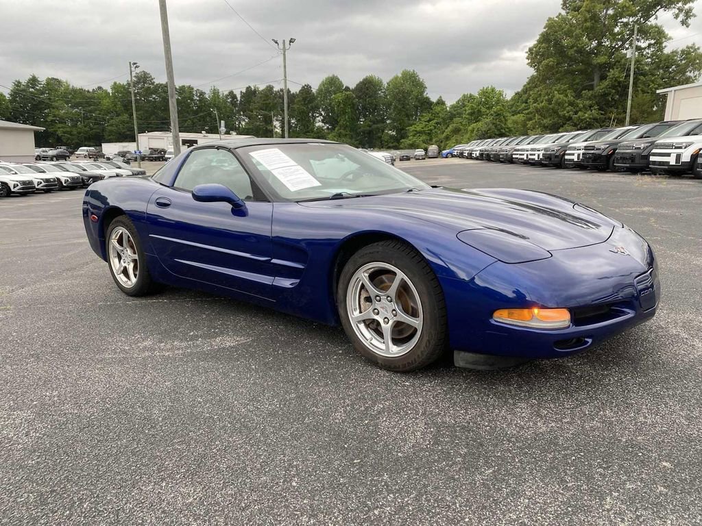 Used 2004 Chevrolet Corvette Coupe w/ Preferred Equipment Group