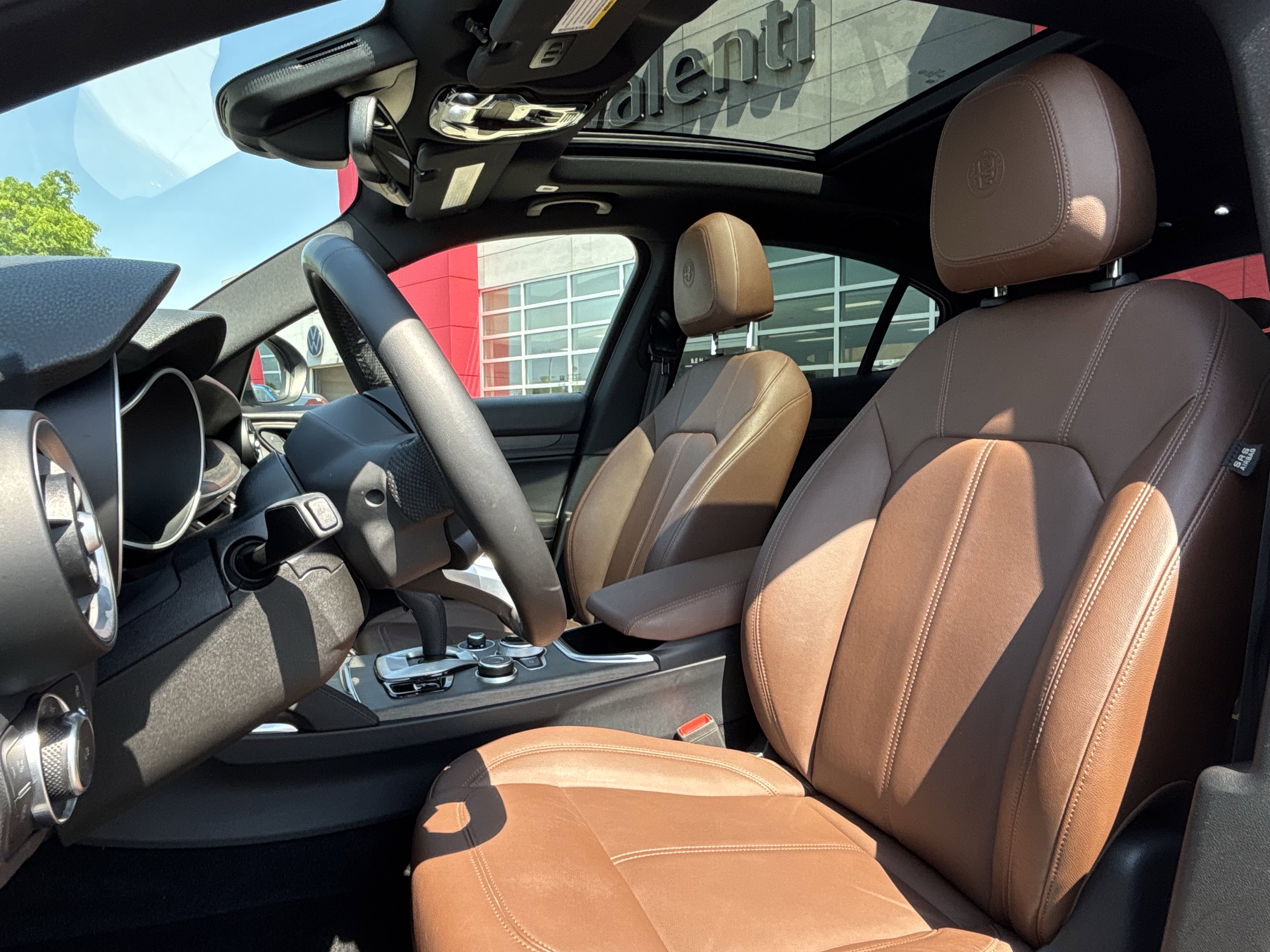 Used 2022 Alfa Romeo Stelvio Ti w/ Active Assist Plus Package AWD/4WD image 27