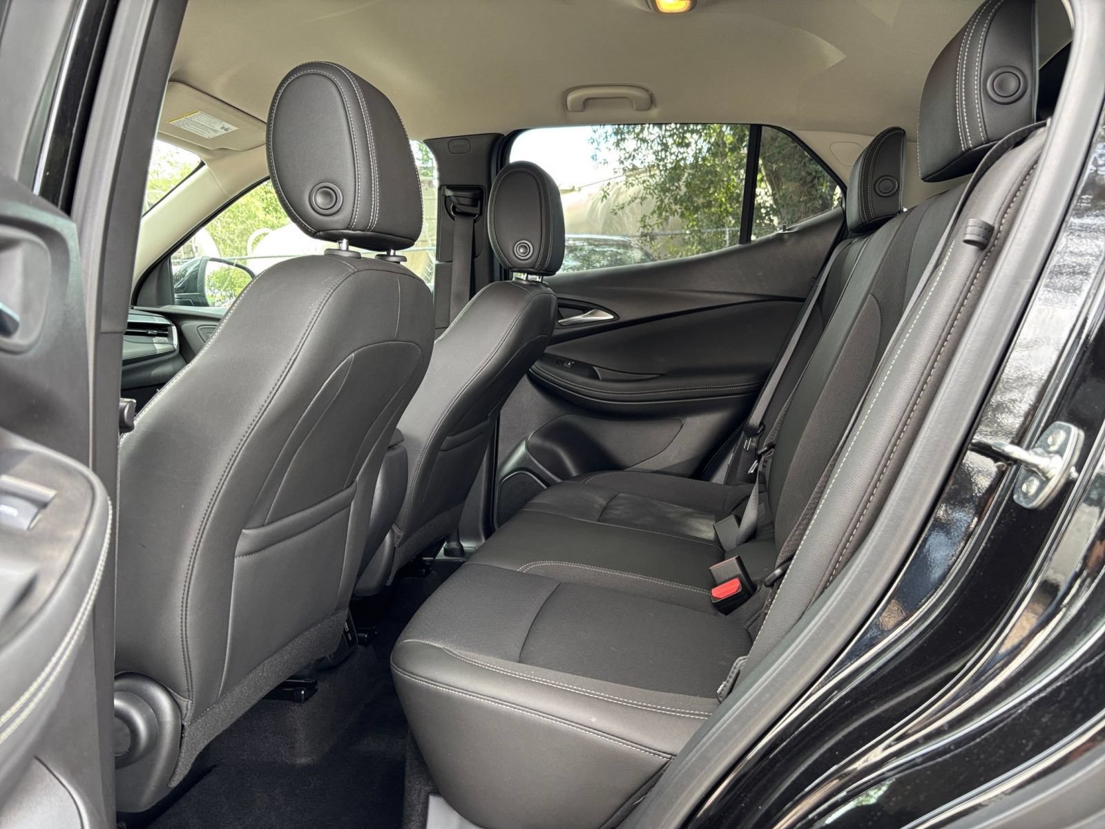 Used 2025 Buick Encore GX Preferred FWD image 24