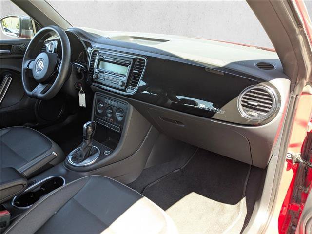 Used 2015 Volkswagen Beetle 1.8T FWD image 15