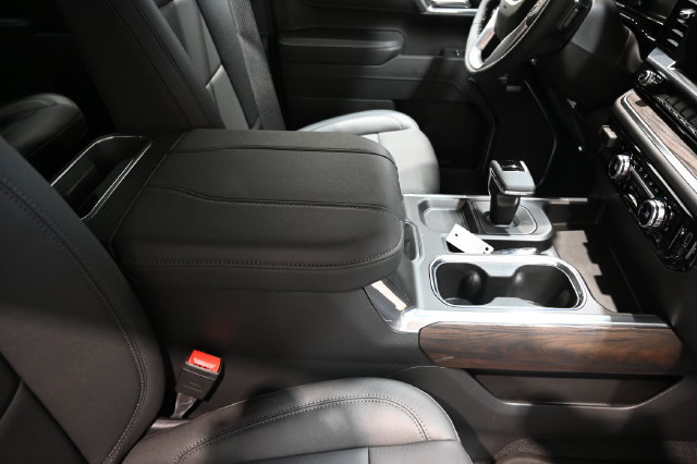 New 2026 GMC Sierra 1500 SLT AWD/4WD image 22