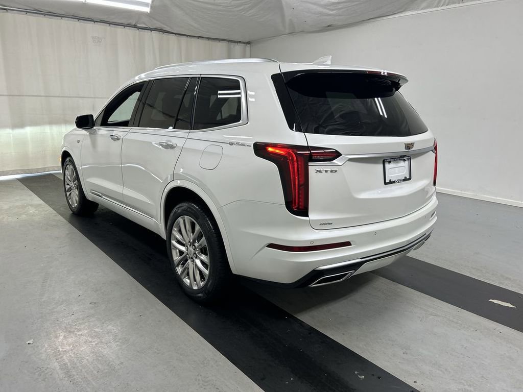 Used 2023 Cadillac XT6 Premium Luxury w/ LPO, Floor Liner Package AWD/4WD image 7