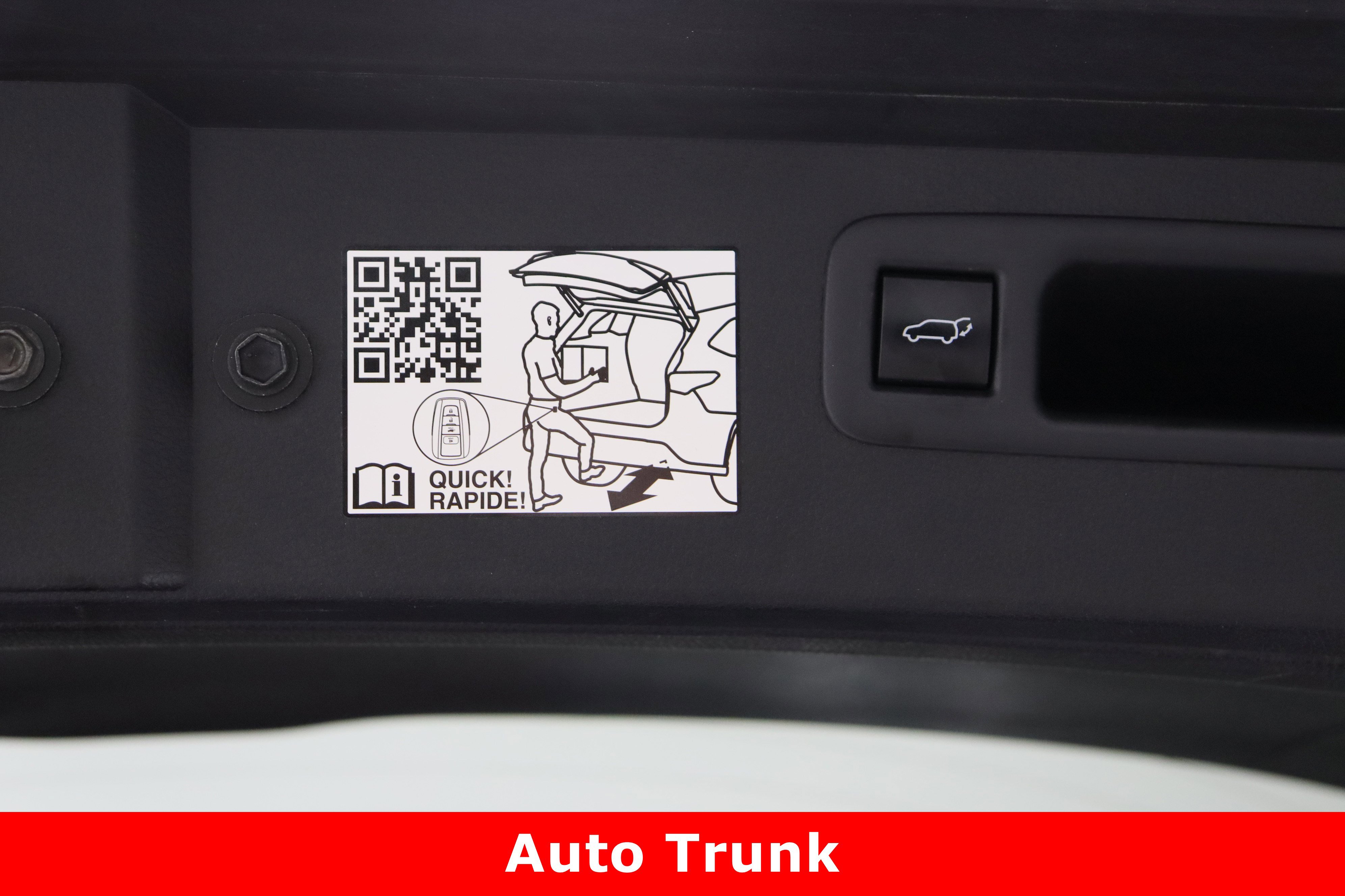 Used 2024 Toyota Highlander XLE image 35