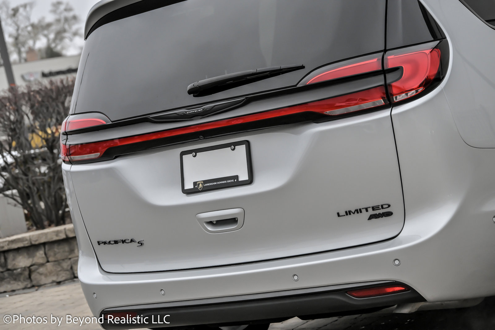 Used 2024 Chrysler Pacifica Limited w/ S Appearance Package image 15