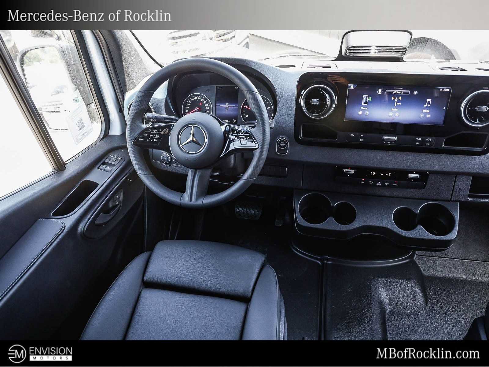 New 2026 Mercedes-Benz Sprinter 2500 image 15
