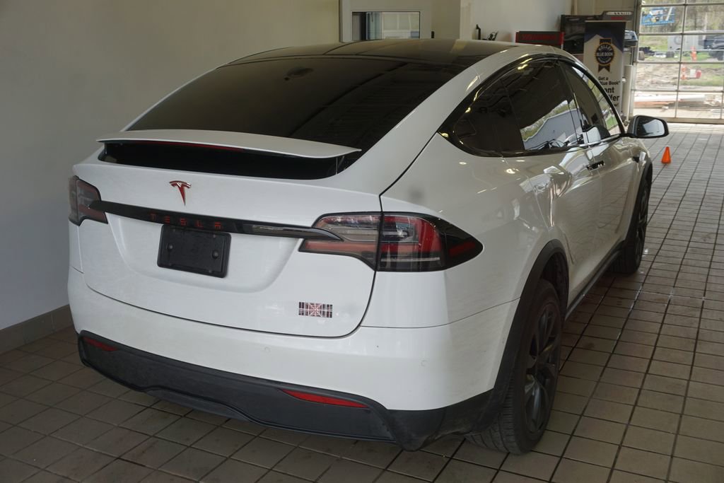 Used 2023 Tesla Model X Plaid image 11