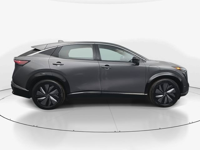 Used 2023 Nissan Ariya FWD image 11