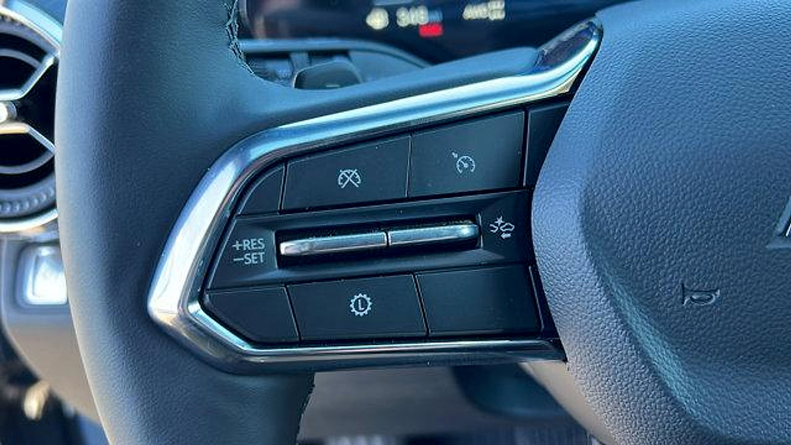 New 2026 Chevrolet Equinox LT w/ Convenience Package II image 24