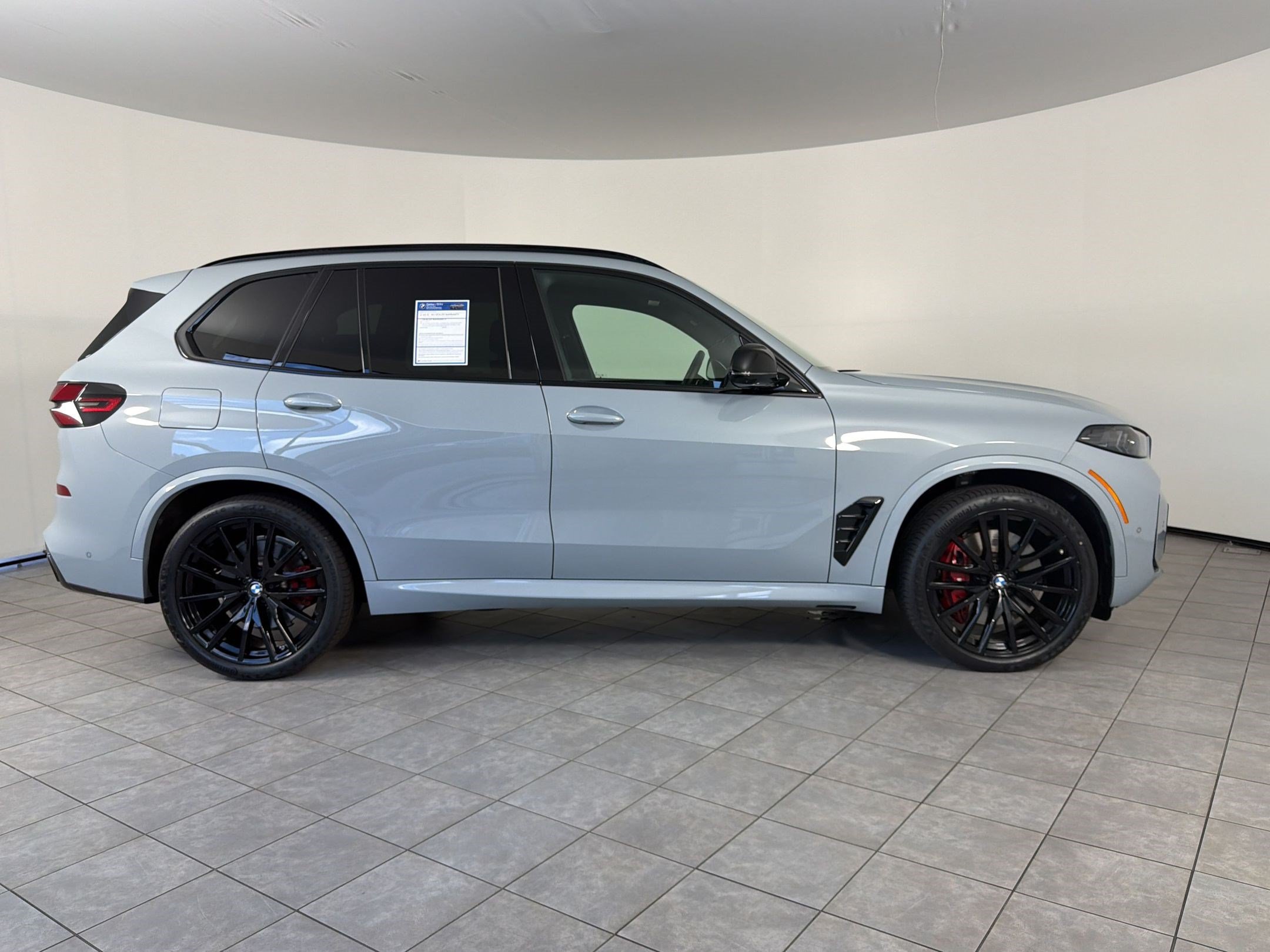 Certified 2026 BMW X5 M60i w/ Executive Package AWD/4WD image 8