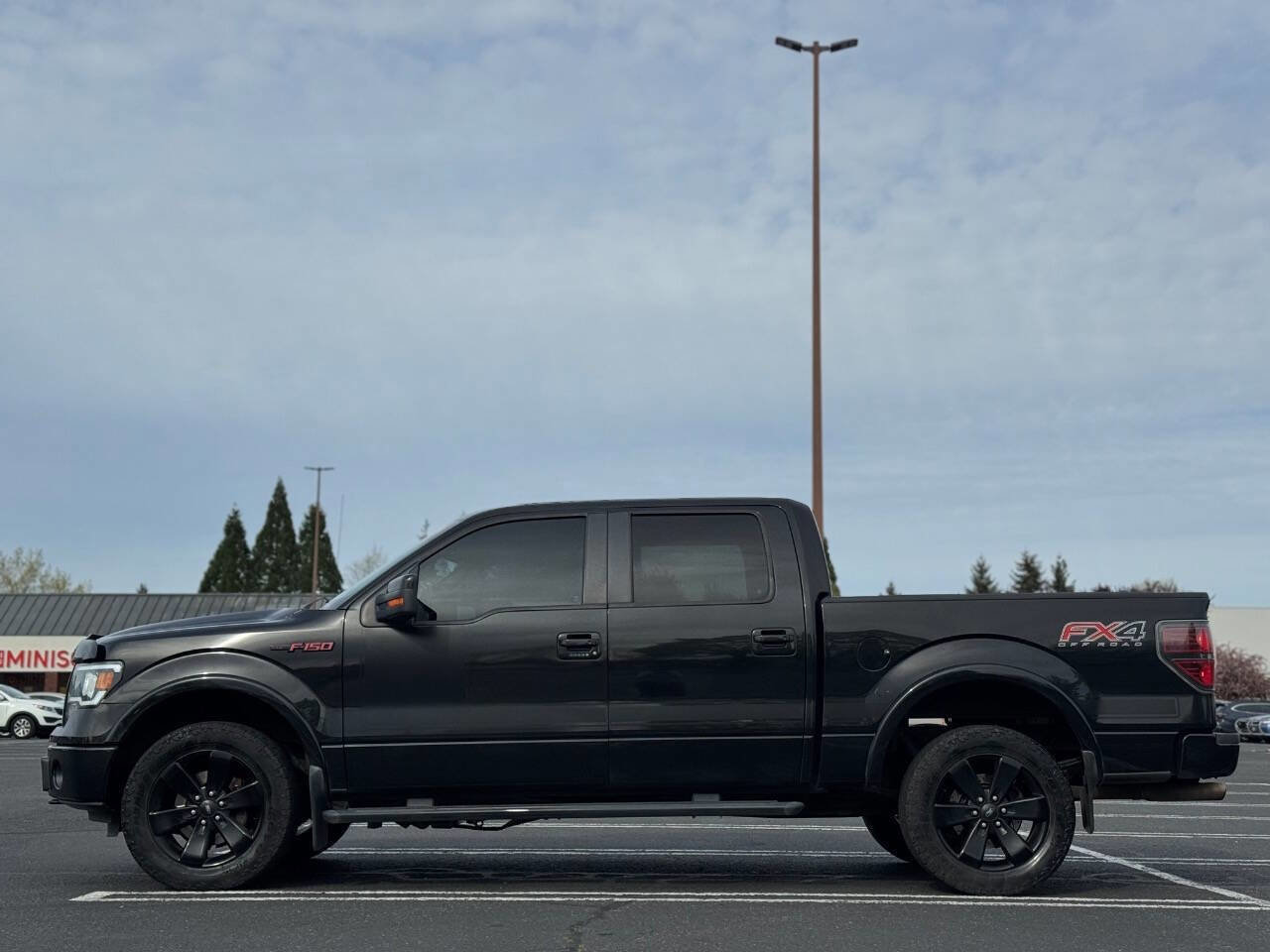 Used 2012 Ford F150 FX4 w/ FX Appearance Pkg AWD/4WD image 6