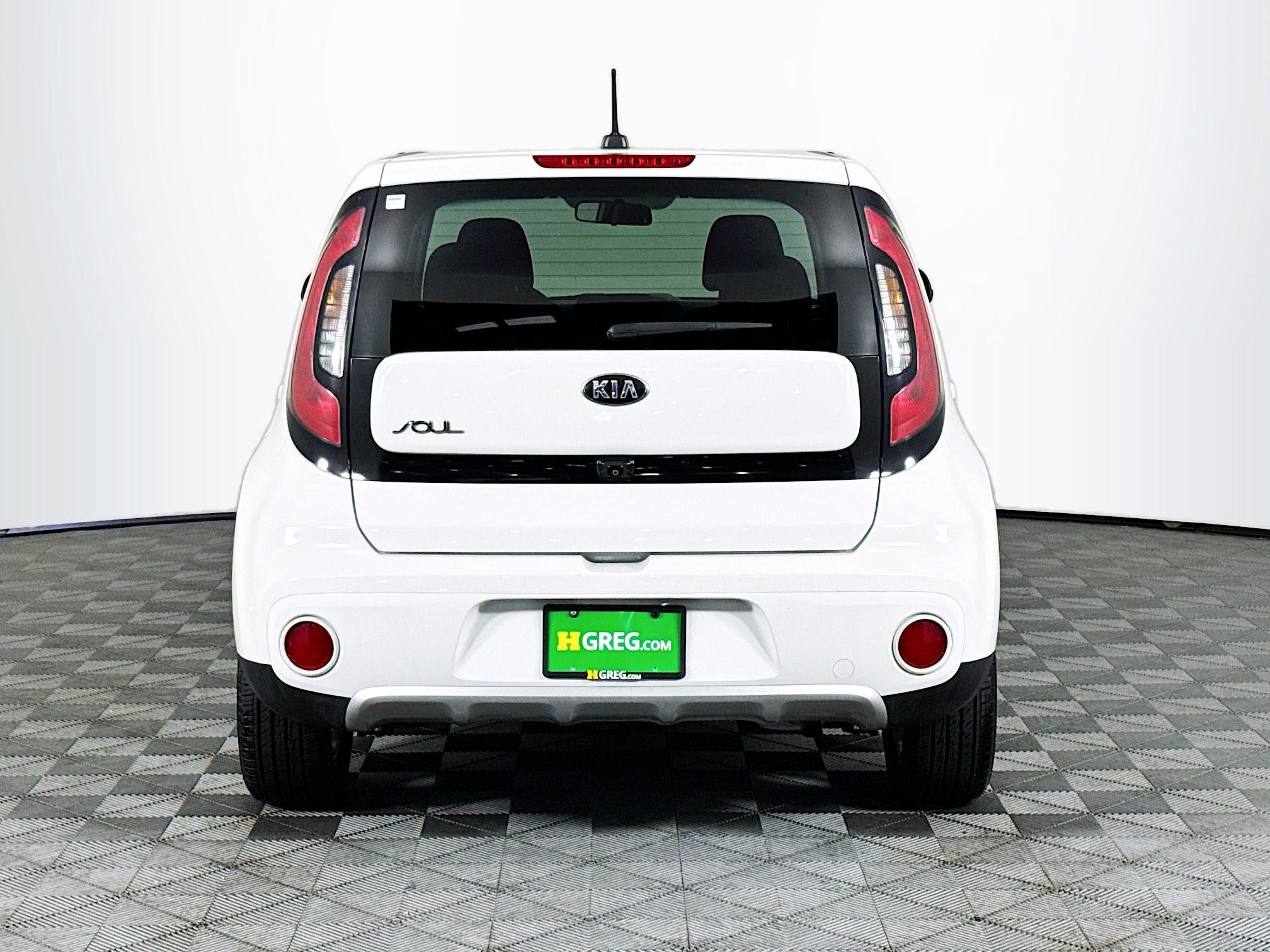 Used 2018 Kia Soul + FWD image 8