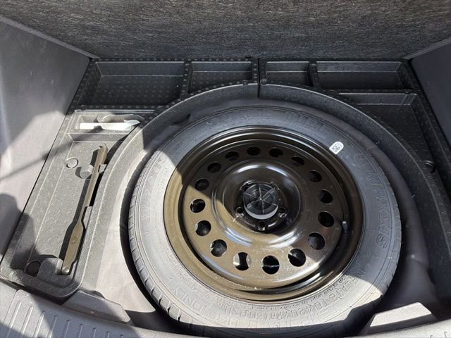 Used 2016 Ford Escape SE w/ Equipment Group 201A image 10