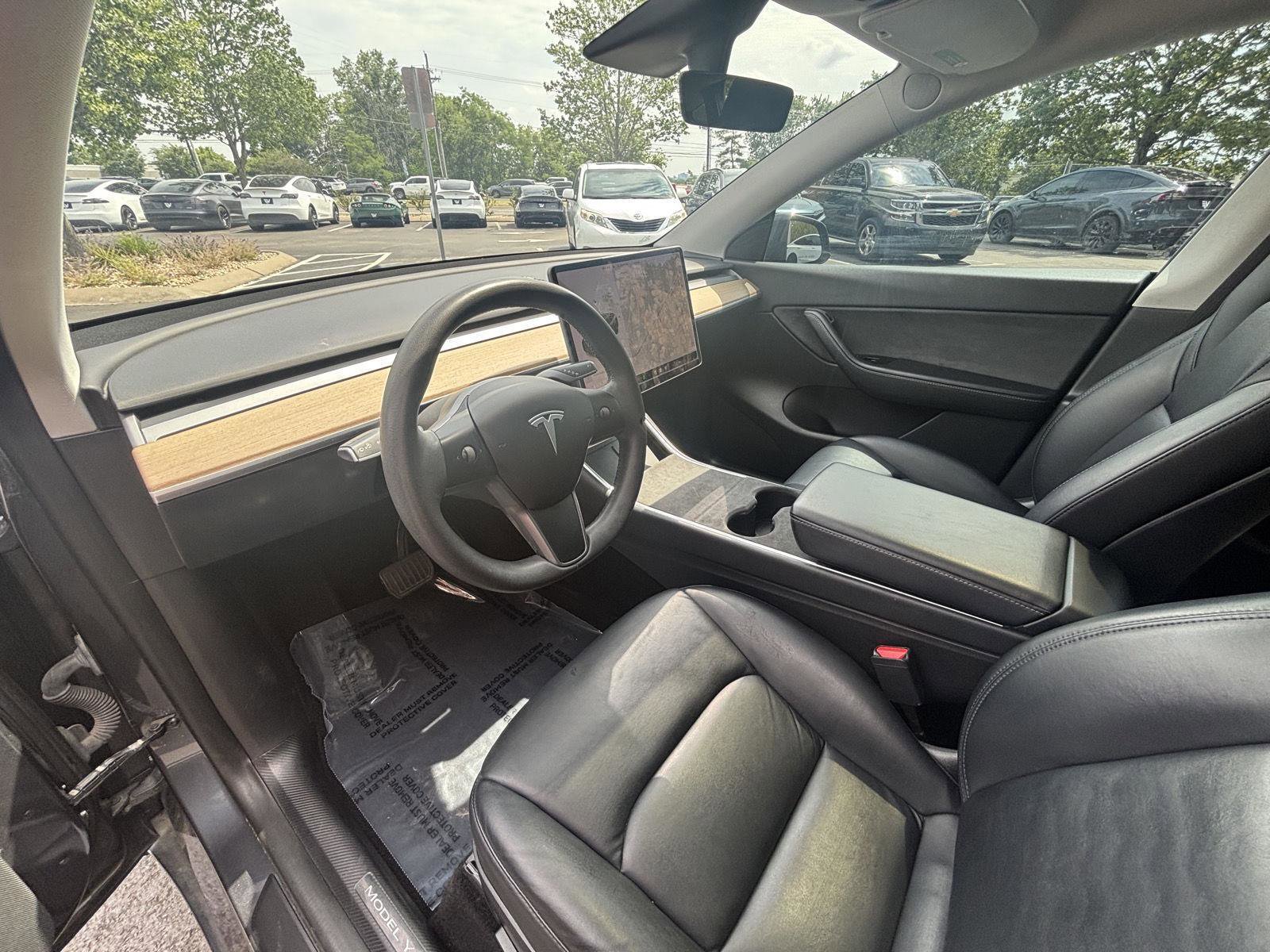Used 2020 Tesla Model Y Long Range AWD/4WD image 27