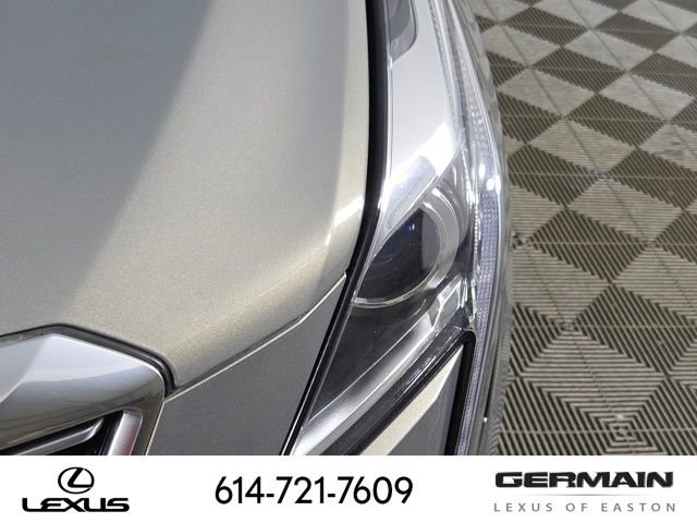 Used 2018 Cadillac XT5 Luxury w/ Driver Awareness Package image 14