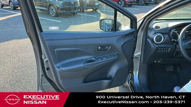 Used 2025 Nissan Versa S w/ Trunk Package image 8
