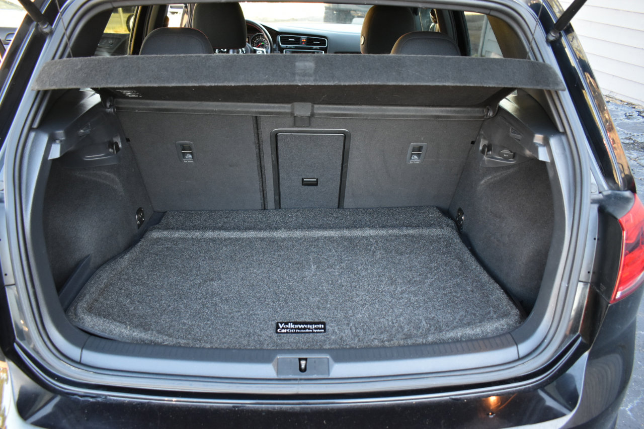 Used 2017 Volkswagen GTI S image 43