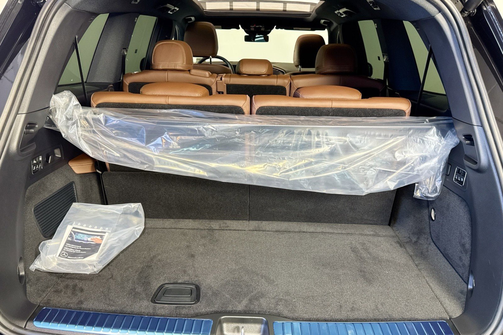 New 2026 Mercedes-Benz GLS 450 4MATIC image 24