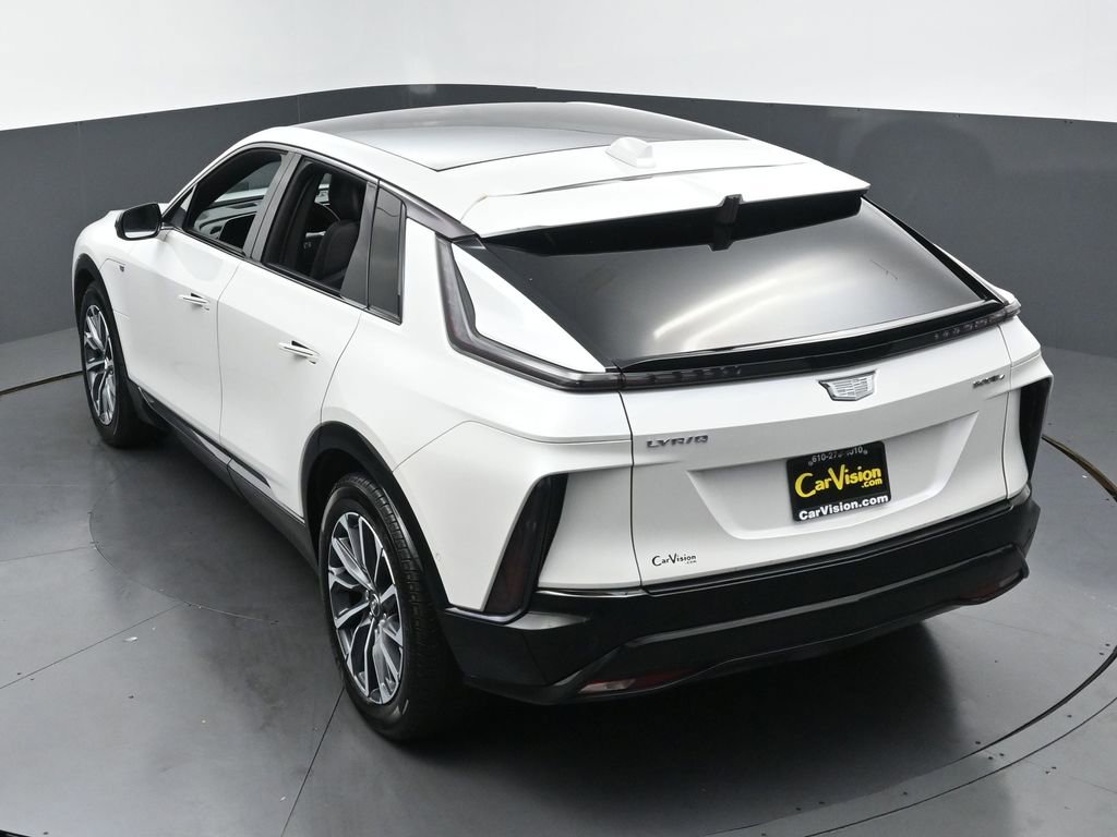 Used 2024 Cadillac Lyriq Sport AWD/4WD image 38