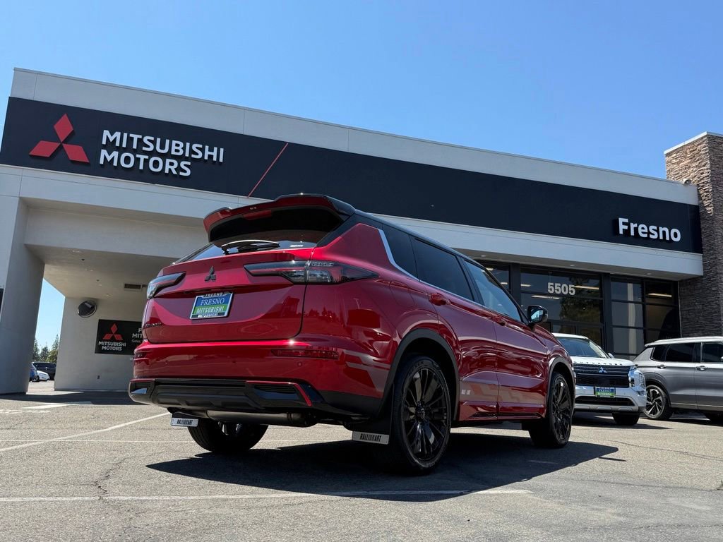 New 2026 Mitsubishi Outlander AWD image 12
