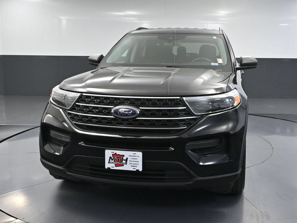 Used 2023 Ford Explorer XLT AWD/4WD image 11