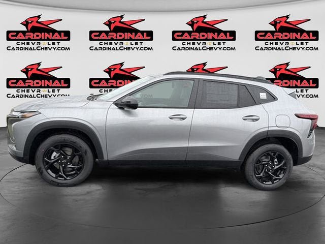New 2026 Chevrolet Trax LT w/ Midnight Edition FWD image 8