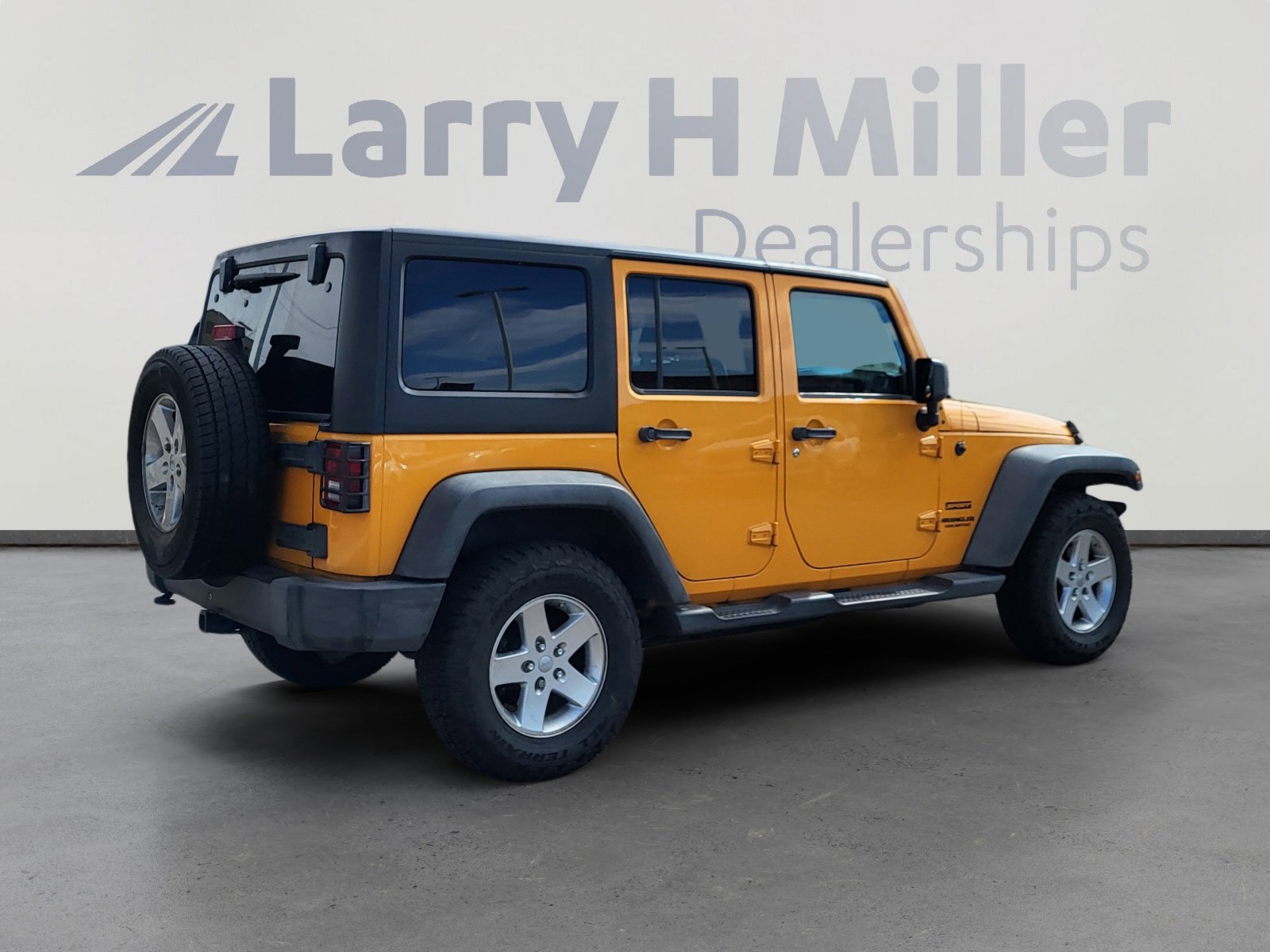 Used 2012 Jeep Wrangler Unlimited Sport image 5